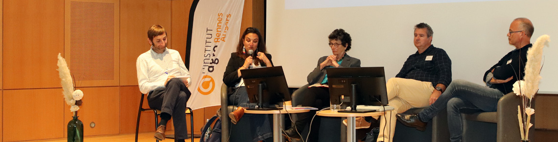 Conférence dans l'amphi Matagrin